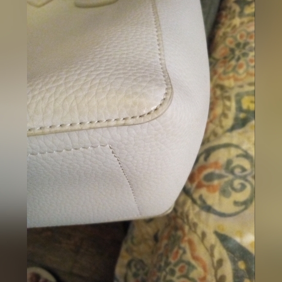 Anne Klein Tote - Picture 10 of 16